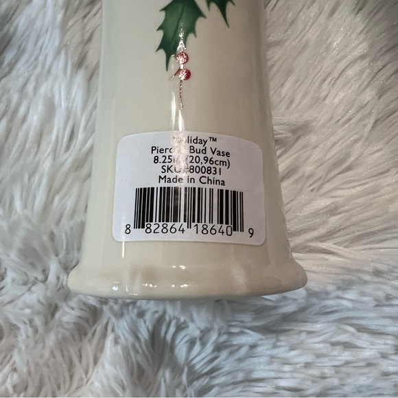 Vintage Lenox Holiday Pierced Bud Vase 8.25 Inches - Picture 3 of 8